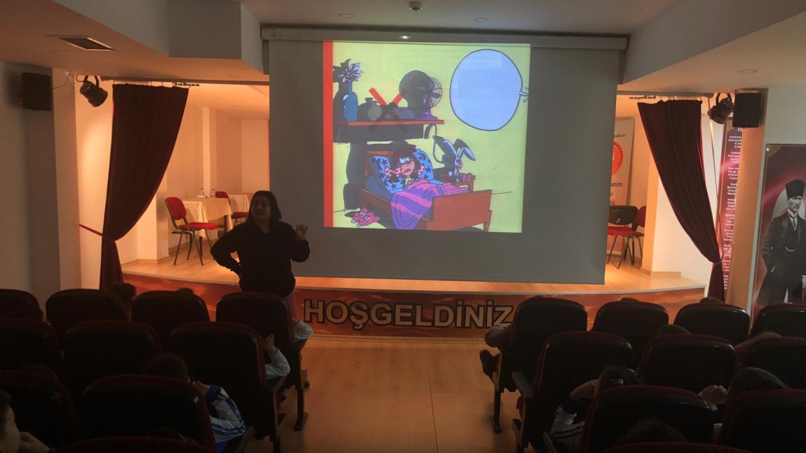 Deprem Bilinci Konulu Öğrenci Seminerimiz